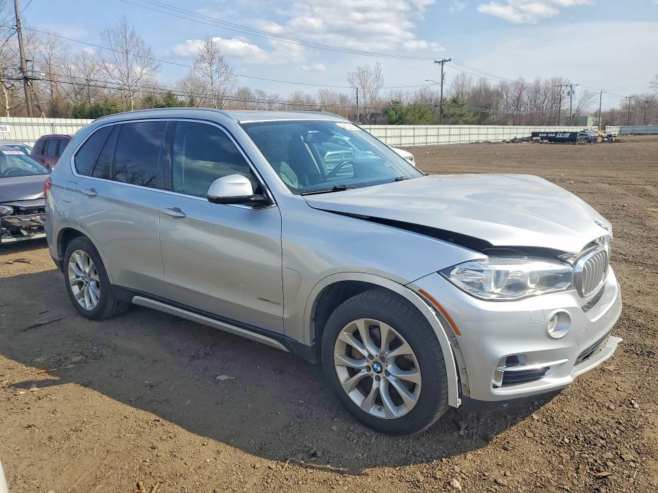 48050206 :رقم المزاد ، 5UXKR6C54F0J78767 vin ، 2015 Bmw X5 مزاد بيع