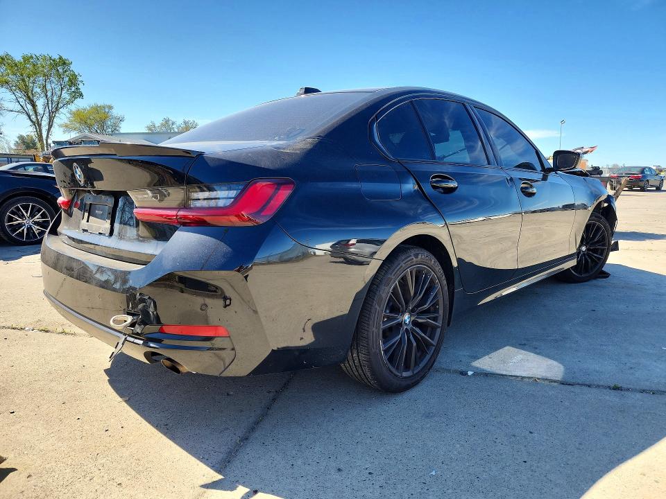 79578255 :رقم المزاد ، 3MW89FF0XP8D12441 vin ، 2023 Bmw 330xi مزاد بيع