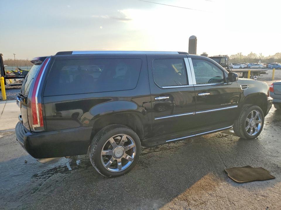 Продаж на аукціоні авто 2008 Cadillac Escalade, vin: 1GYFK66858R276874, номер лоту: 79646065