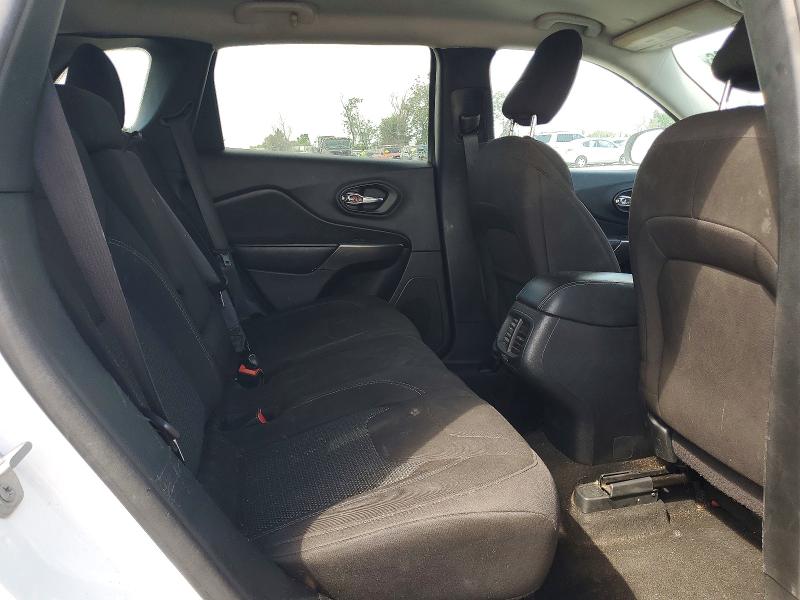 47760966 :رقم المزاد ، 1C4PJLCB2LD614748 vin ، 2020 Jeep Cherokee مزاد بيع