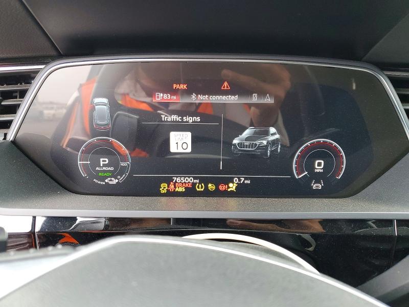 Продажа на аукционе авто 2021 Audi E-tron, vin: WA1LAAGE8MB000544, номер лота: 47939346