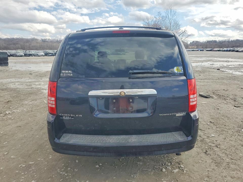 2010 Chrysler Town & Country მანქანა იყიდება აუქციონზე, vin: 2A4RR5D16AR241138, აუქციონის ნომერი: 41957826