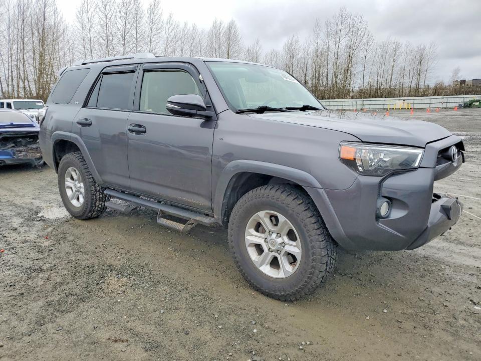 2018 Toyota 4runner მანქანა იყიდება აუქციონზე, vin: JTEBU5JR8J5550733, აუქციონის ნომერი: 46067386