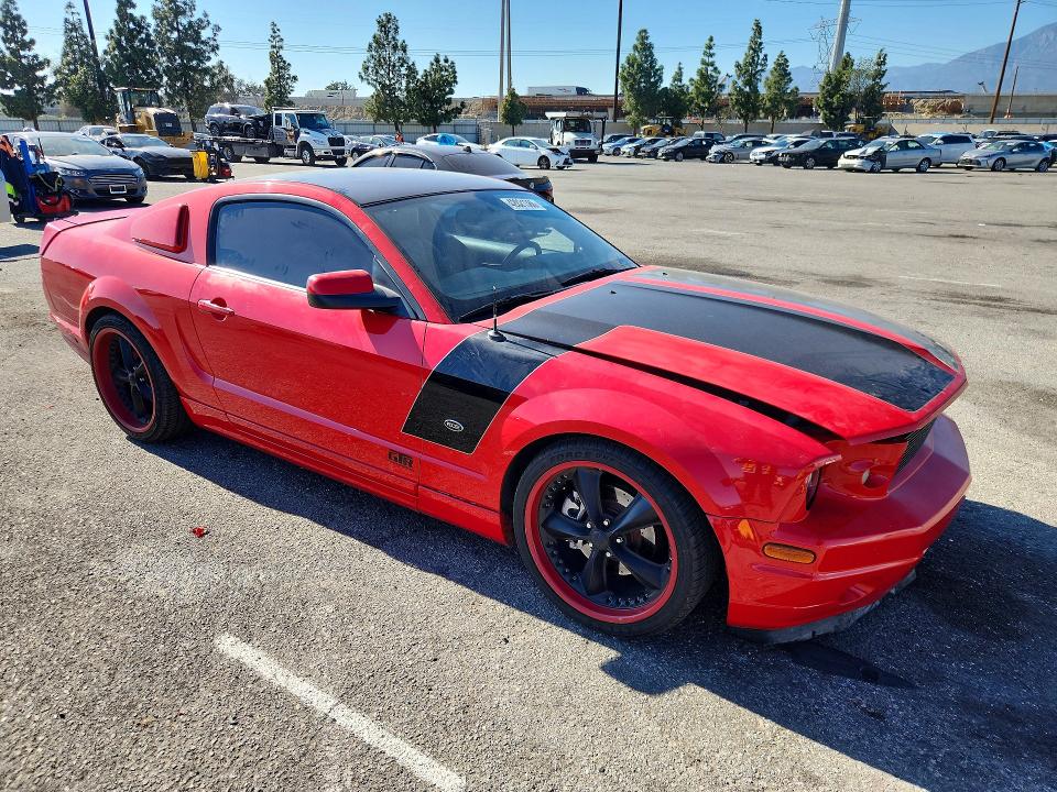 42021386 :رقم المزاد ، 1ZVHT82H275255559 vin ، 2007 Ford Mustang مزاد بيع