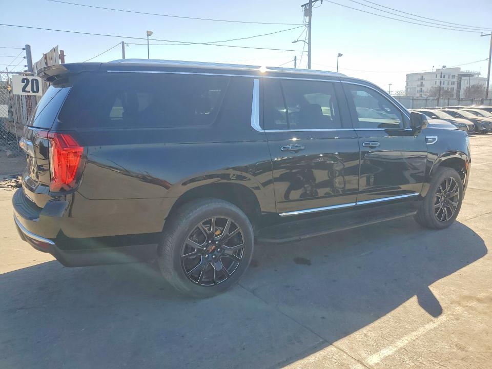 46051686 :رقم المزاد ، 1GKS2GKD3NR247256 vin ، 2022 Gmc Yukon Xl مزاد بيع
