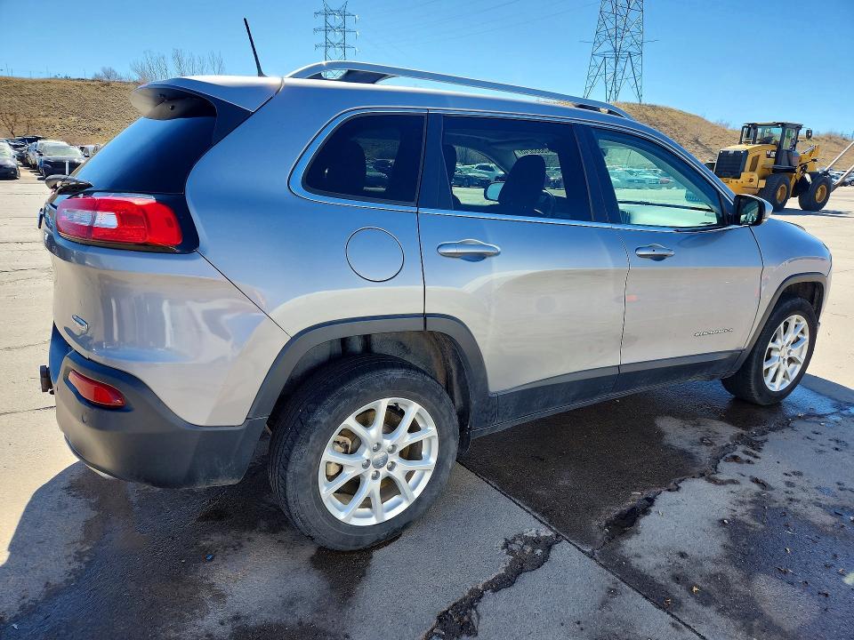 Продажа на аукционе авто 2016 Jeep Cherokee, vin: 1C4PJMCS1GW119845, номер лота: 46885246