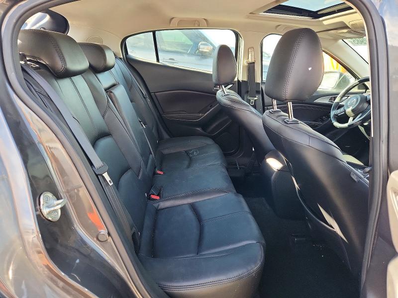 Продаж на аукціоні авто 2018 Mazda 3, vin: 3MZBN1L34JM240265, номер лоту: 79682985