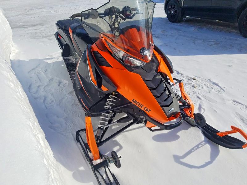 2016 Arctic Cat Snowmobile მანქანა იყიდება აუქციონზე, vin: 4UF16SNW8GT102644, აუქციონის ნომერი: 78160075
