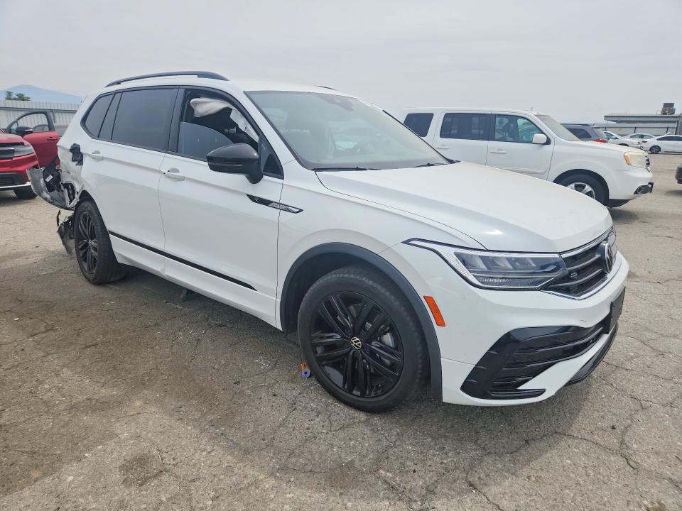 Продажа на аукционе авто 2022 Volkswagen Tiguan, vin: 3VVCB7AX1NM022199, номер лота: 47833206