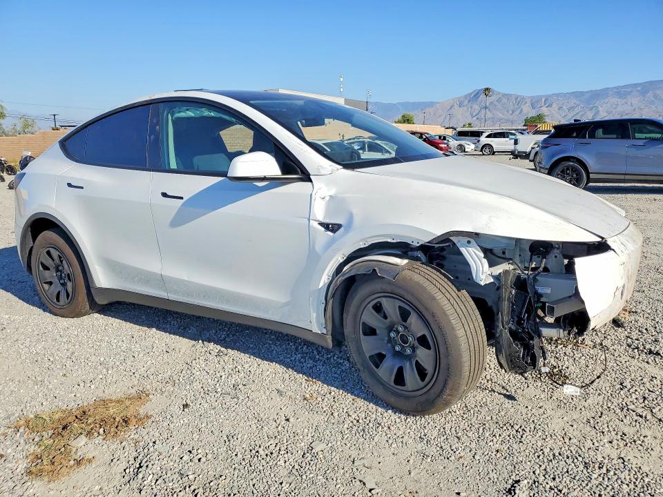 Продаж на аукціоні авто 2026 Tesla Model Y, vin: 7SAYGDED1TA598672, номер лоту: 47132166