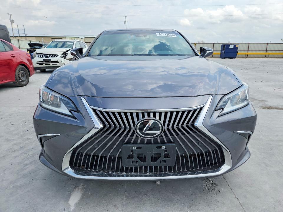 41912606 :رقم المزاد ، 58ADZ1B18MU089340 vin ، 2021 Lexus Es 350 مزاد بيع