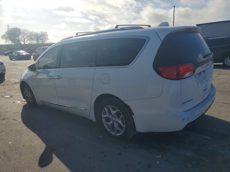 41878836 :رقم المزاد ، 2C4RC1EG5HR543680 vin ، 2017 Chrysler Pacifica مزاد بيع