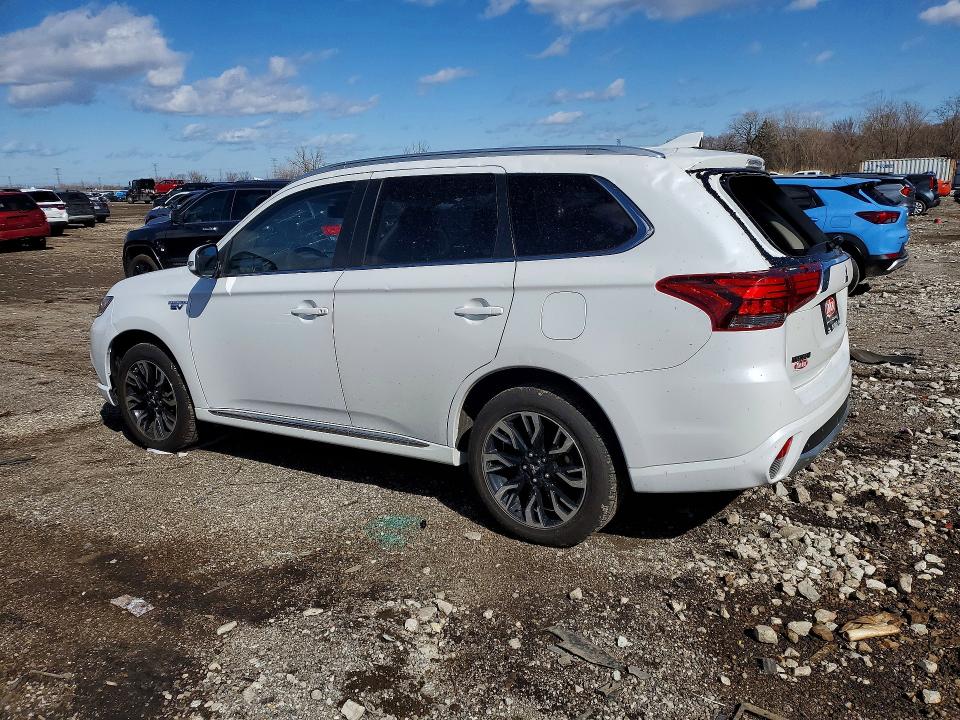Продаж на аукціоні авто 2018 Mitsubishi Outlander, vin: JA4J24A53JZ070776, номер лоту: 46113336