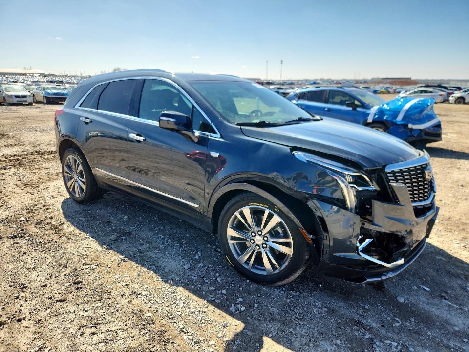 45659646 :رقم المزاد ، 1GYKNDRS9MZ137519 vin ، 2021 Cadillac Xt5 مزاد بيع