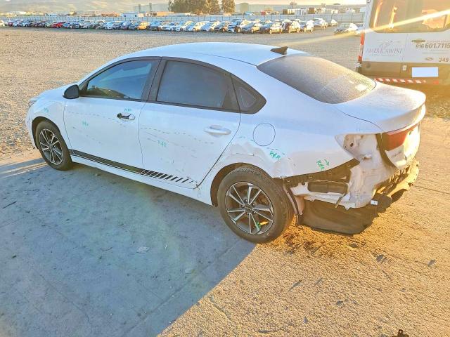 Продажа на аукционе авто 2022 Kia Forte, vin: 3KPF24AD0NE451764, номер лота: 41991596