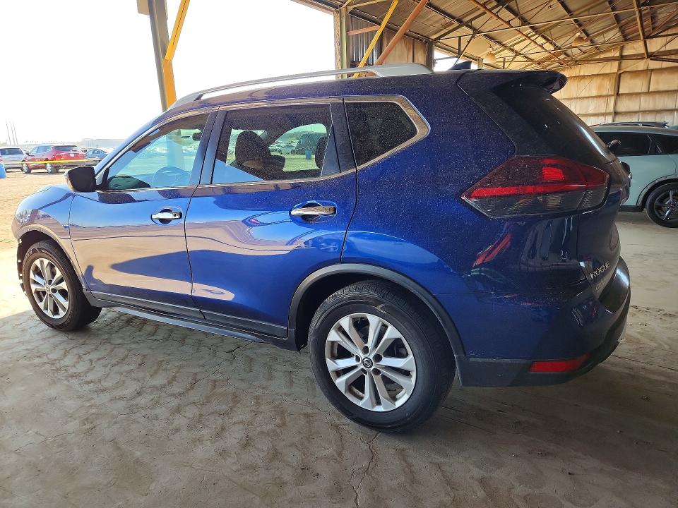 45668206 :رقم المزاد ، 5N1AT2MT8JC852247 vin ، 2018 Nissan Rogue مزاد بيع