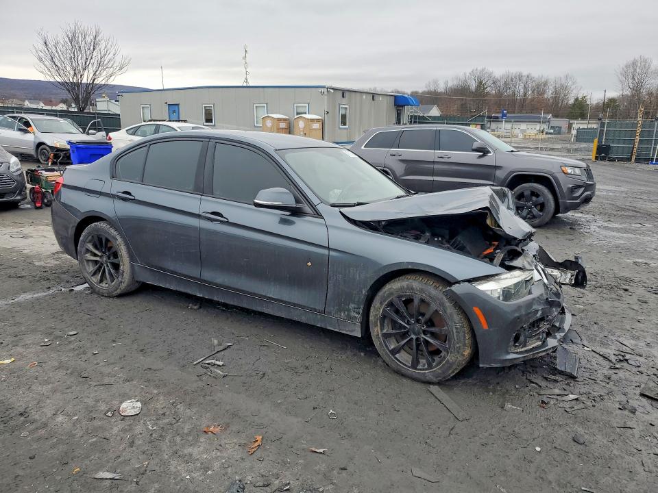 2016 Bmw 320 მანქანა იყიდება აუქციონზე, vin: WBA8E5G5XGNT41032, აუქციონის ნომერი: 41797586
