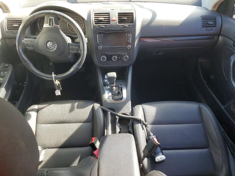 2010 Volkswagen Jetta მანქანა იყიდება აუქციონზე, vin: 3VWAL7AJ6AM017585, აუქციონის ნომერი: 48277606