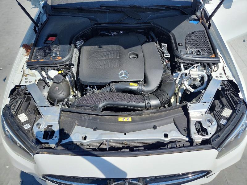 47975656 :رقم المزاد ، W1KZF8DB9NB044872 vin ، 2022 Mercedes-benz E مزاد بيع