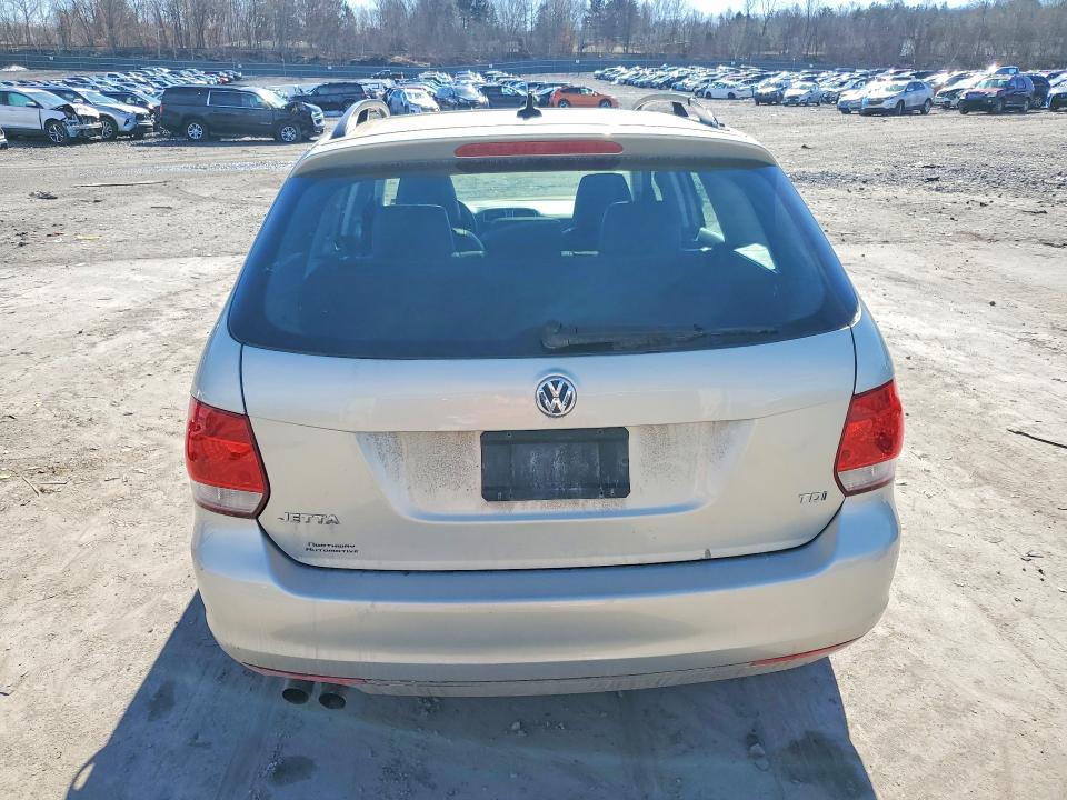 41950716 :رقم المزاد ، 3VWPL7AJ8CM643622 vin ، 2012 Volkswagen Jetta مزاد بيع
