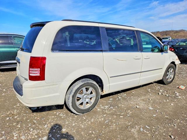 2010 Chrysler Town & Country მანქანა იყიდება აუქციონზე, vin: 2A4RR5D18AR336932, აუქციონის ნომერი: 47189446