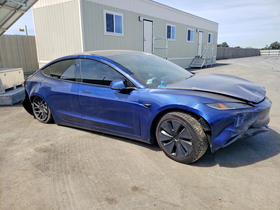 Продажа на аукционе авто 2024 Tesla Model 3, vin: 5YJ3E1EAXRF841702, номер лота: 78176875