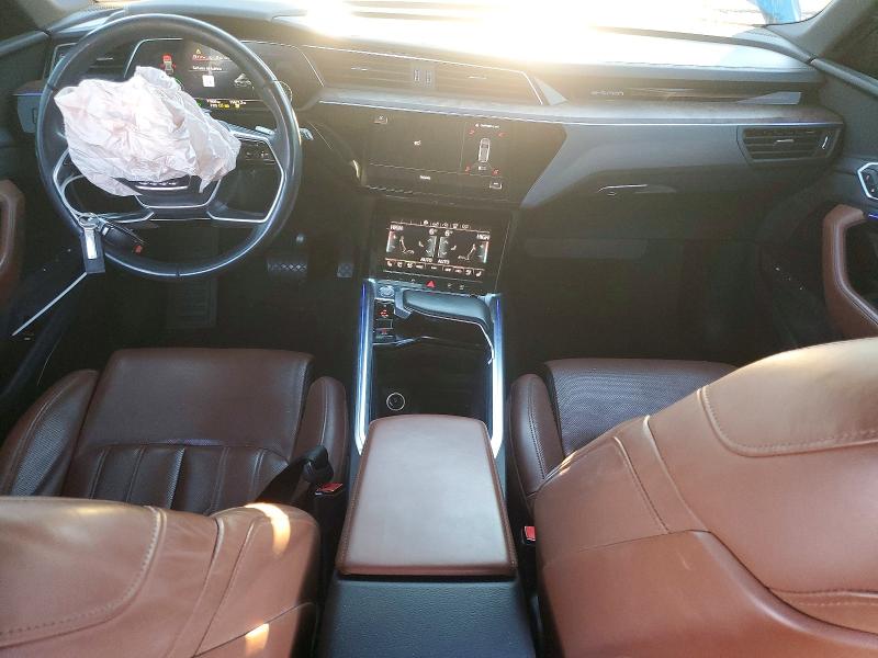 Продаж на аукціоні авто 2019 Audi E-tron, vin: WA1VABGE8KB022040, номер лоту: 79124965