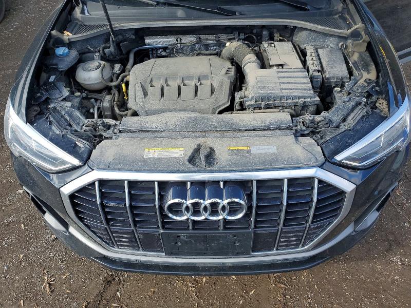 42078996 :رقم المزاد ، WA1EECF38L1033914 vin ، 2020 Audi Q3 مزاد بيع
