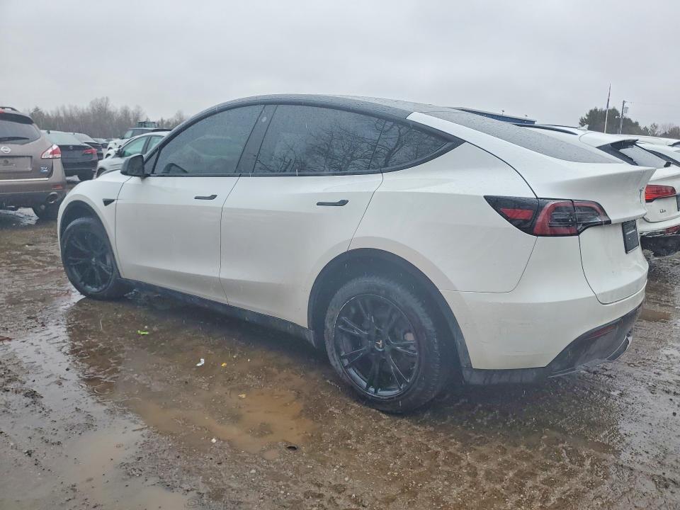 2022 Tesla Model Y მანქანა იყიდება აუქციონზე, vin: 7SAYGDEE7NF424989, აუქციონის ნომერი: 79198185