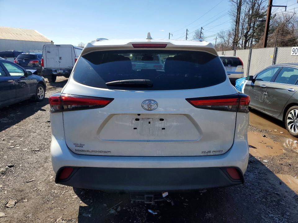 45876506 :رقم المزاد ، 5TDGZRBH7MS058167 vin ، 2021 Toyota Highlander مزاد بيع