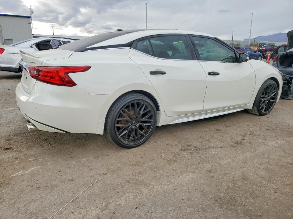 48273726 :رقم المزاد ، 1N4AA6AP9HC371772 vin ، 2017 Nissan Maxima مزاد بيع