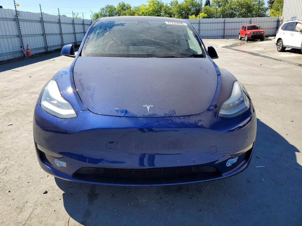 47233896 :رقم المزاد ، 5YJYGDEE1MF172815 vin ، 2021 Tesla Model Y مزاد بيع