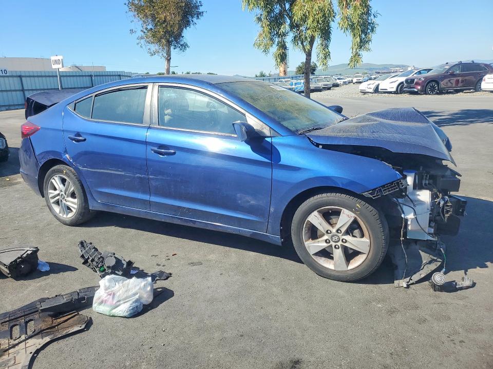 2020 Hyundai Elantra მანქანა იყიდება აუქციონზე, vin: 5NPD84LFXLH578566, აუქციონის ნომერი: 46286876