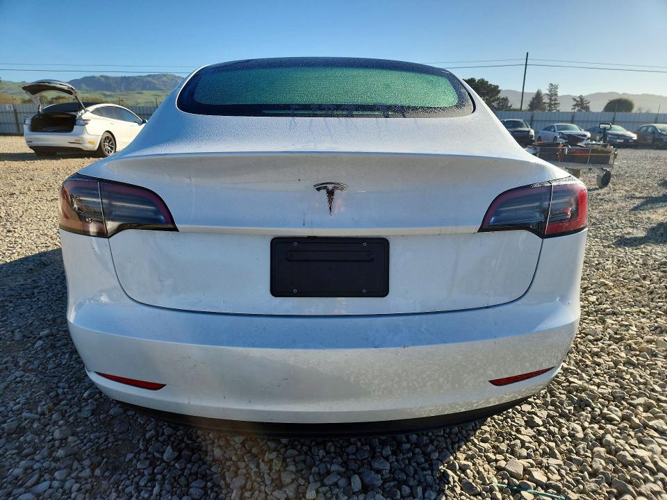 Продажа на аукционе авто 2023 Tesla Model 3, vin: 5YJ3E1EA7PF581305, номер лота: 45601686