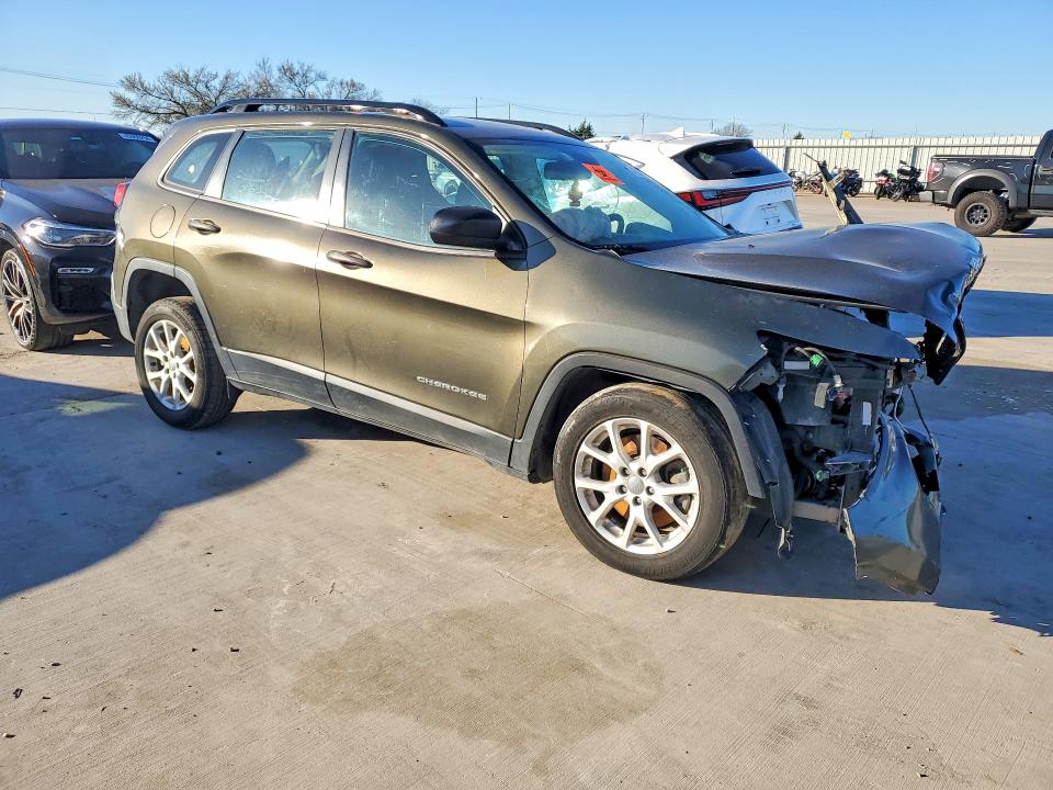 45809986 :رقم المزاد ، 1C4PJLAB0GW160304 vin ، 2016 Jeep Cherokee مزاد بيع