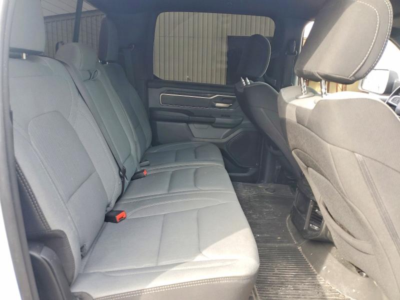 45839816 :رقم المزاد ، 1C6SRFMT6MN545951 vin ، 2021 Ram 1500 مزاد بيع