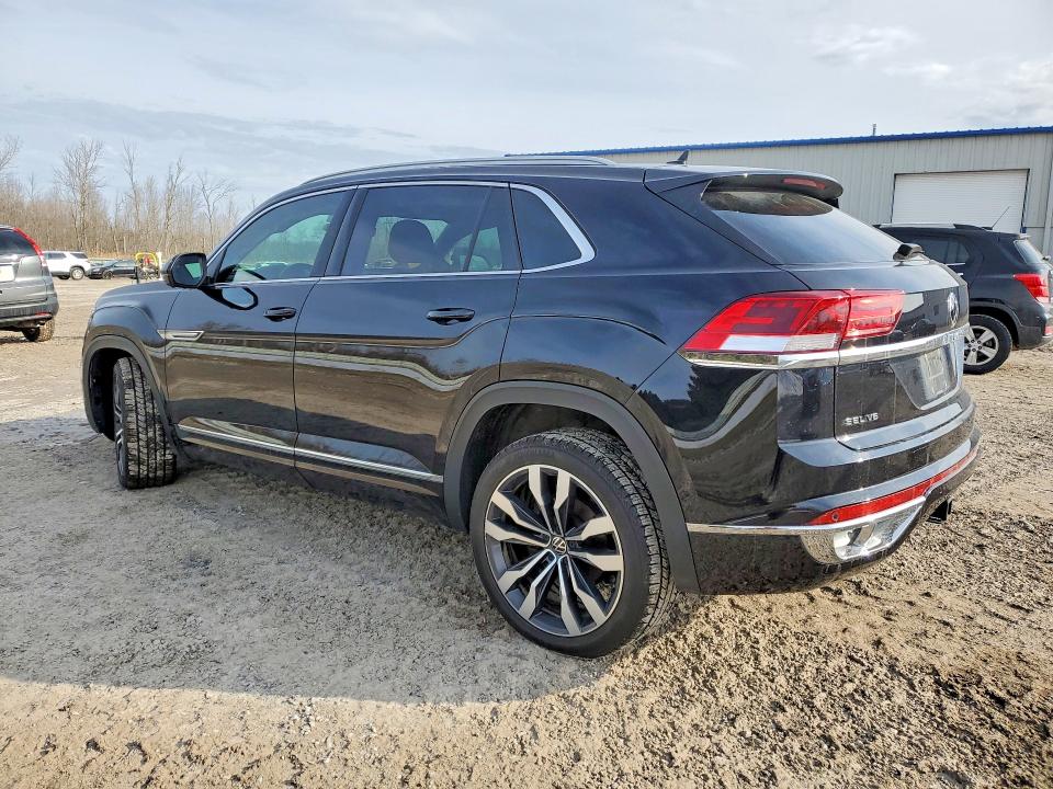2022 Volkswagen Atlas Cross Sport მანქანა იყიდება აუქციონზე, vin: 1V2FE2CA5NC215809, აუქციონის ნომერი: 79398165