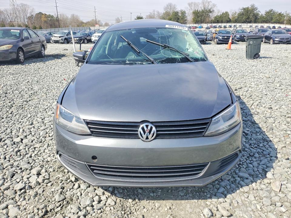 2013 Volkswagen Jetta მანქანა იყიდება აუქციონზე, vin: 3VWDP7AJ3DM405024, აუქციონის ნომერი: 46911256
