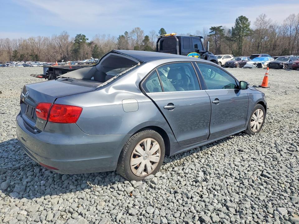 2013 Volkswagen Jetta მანქანა იყიდება აუქციონზე, vin: 3VWDP7AJ3DM405024, აუქციონის ნომერი: 46911256
