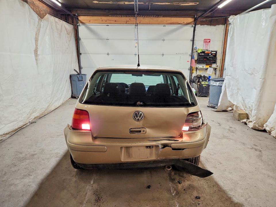 47888066 :رقم المزاد ، 9BWGL61J844032697 vin ، 2004 Volkswagen Golf مزاد بيع
