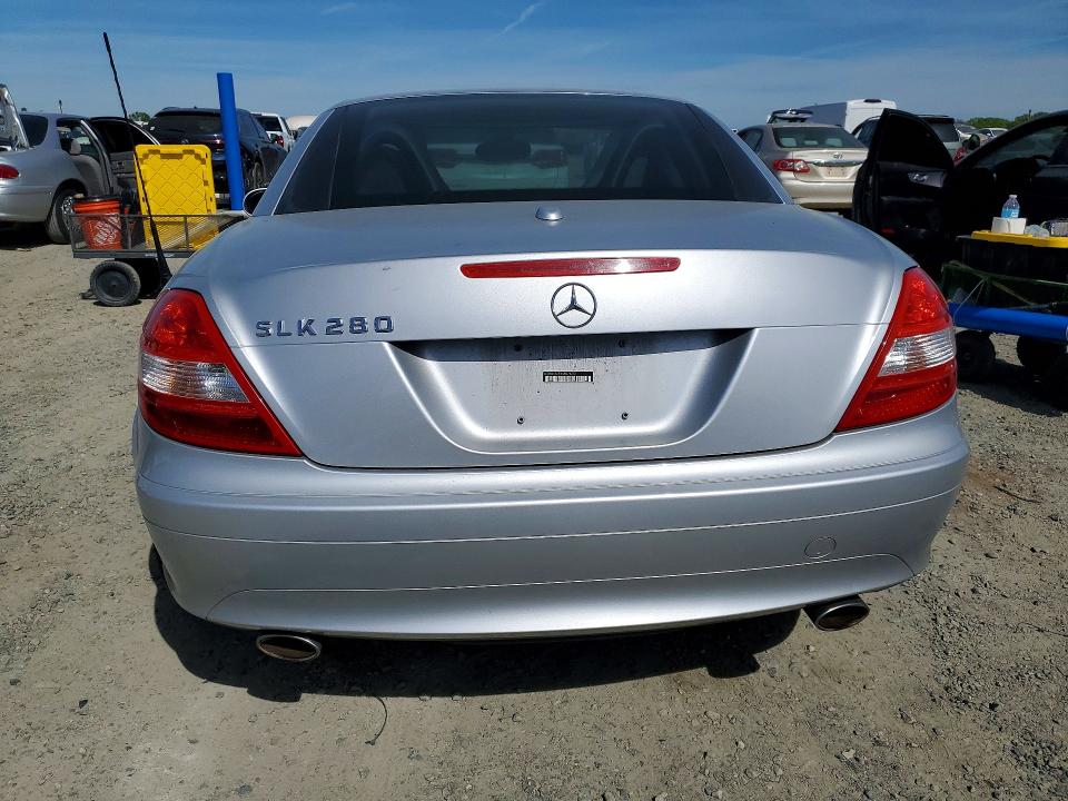 Продажа на аукционе авто 2006 Mercedes Benz Slk, vin: WDBWK54FX6F076751, номер лота: 46064156