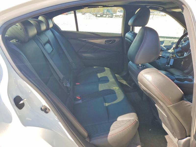 45851756 :رقم المزاد ، JN1FV7AP4JM460873 vin ، 2018 Infiniti Q50 مزاد بيع