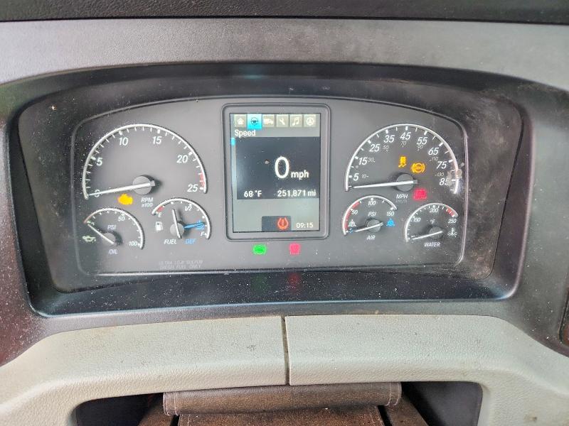 Продаж на аукціоні авто 2020 Freightliner Cascadia 126, vin: 3AKJHLFG2LSLX8677, номер лоту: 76459285