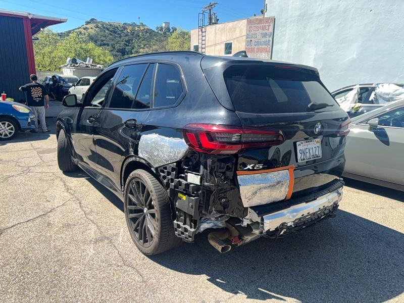 47254836 :رقم المزاد ، 5UXCR6C03M9G17395 vin ، 2021 Bmw X5 مزاد بيع