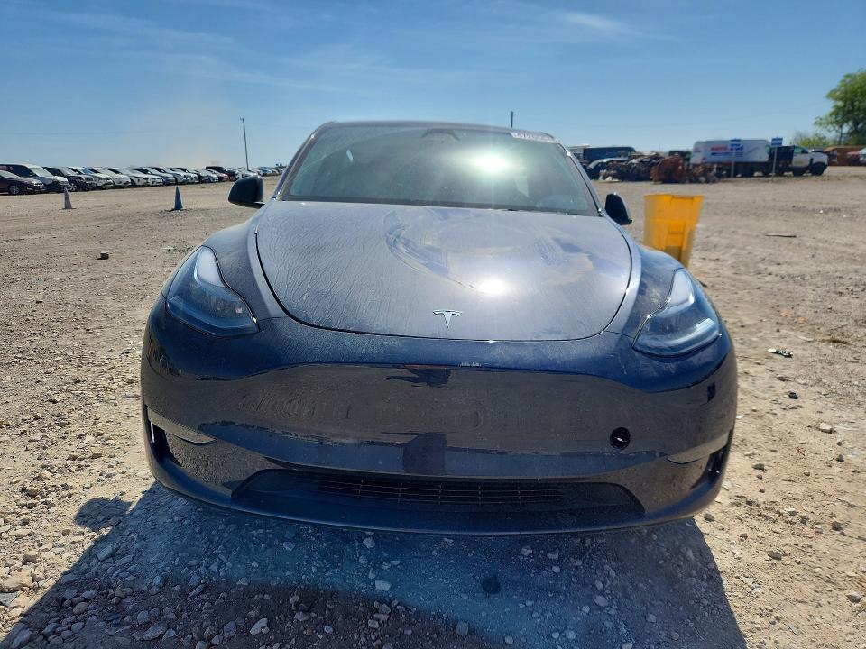 Продажа на аукционе авто 2024 Tesla Model Y, vin: 7SAYGDEE0RA305751, номер лота: 47265616