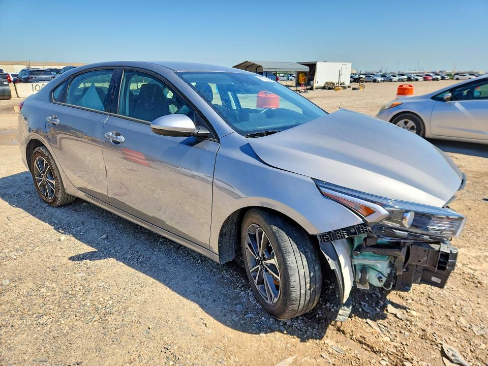 Продажа на аукционе авто 2024 Kia Forte, vin: 3KPF24AD1RE794864, номер лота: 46134996