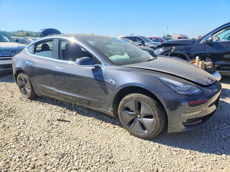 Продажа на аукционе авто 2018 Tesla Model 3, vin: 5YJ3E1EA8JF157798, номер лота: 46761356