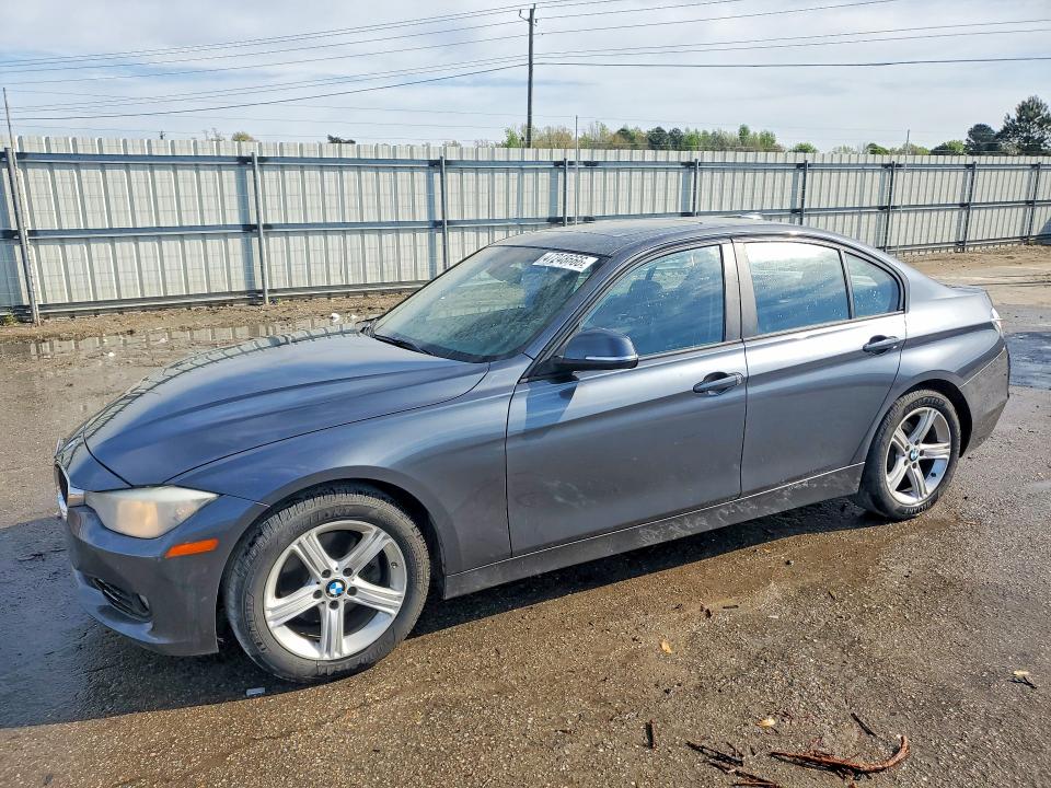 47248666 :رقم المزاد ، WBA3B1C50DK128704 vin ، 2013 Bmw 320 مزاد بيع