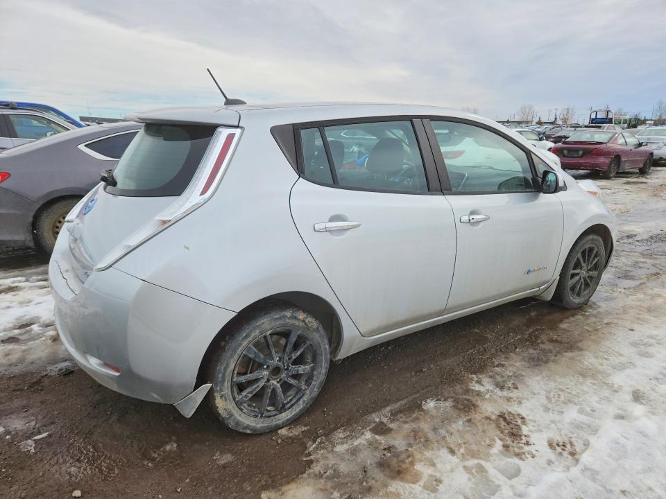 46566396 :رقم المزاد ، 1N4BZ0CP1HC306681 vin ، 2017 Nissan Leaf مزاد بيع