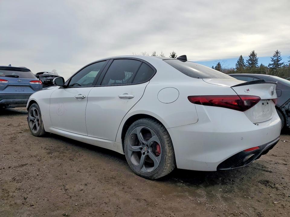 2017 Alfa Romeo Giulia მანქანა იყიდება აუქციონზე, vin: ZARFAEDN3H7549954, აუქციონის ნომერი: 78510745